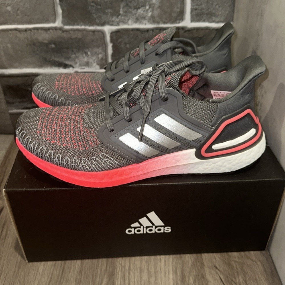 Adidas Ultraboost 20 Women’s Size 8.5
